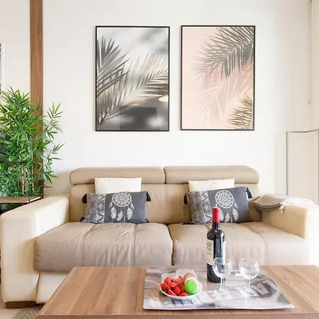 Апартаменты Le Charme Yourhosthelper *