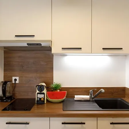 Le Charme Yourhosthelper Apartment